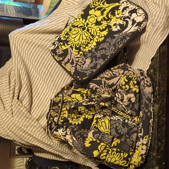 Vera Bradley Other - COPY: NWoT/EUC BUNDLE: VERA BRADLEY 🖤💛Y./Blk. BAROQUE🖤💛 purse/tablet